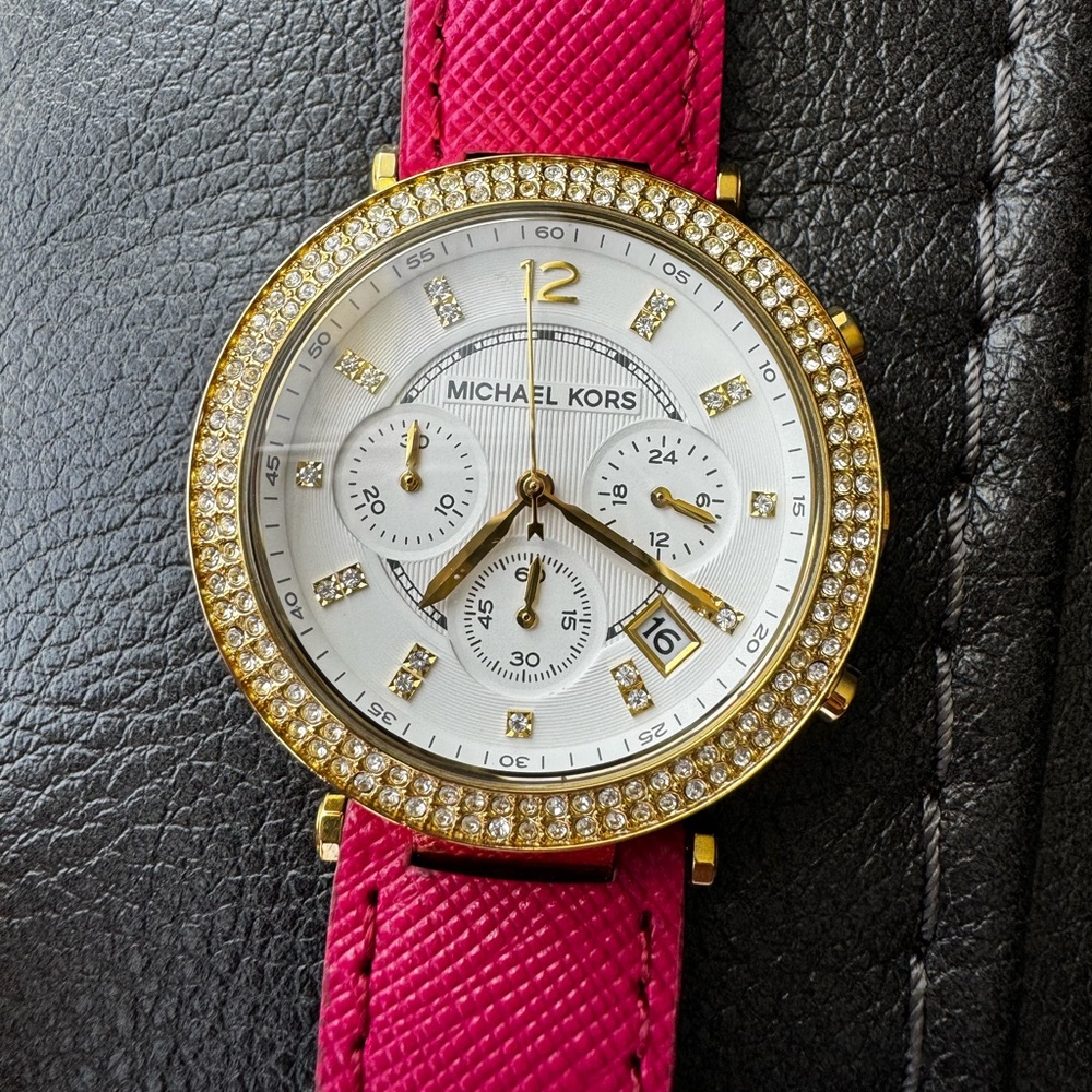 Michael Kors Watch (hot pink)